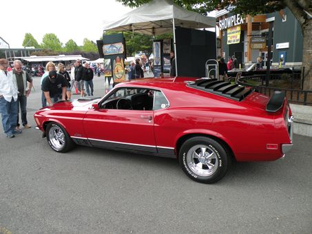 red mustang